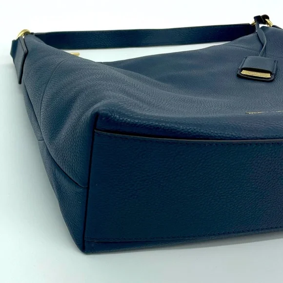 Navy & Gold Michael Kors Purse - Picture 3 of 10